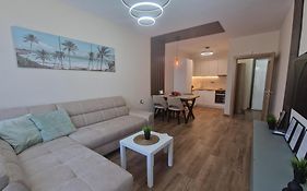 Sun Home In The Heart Of Plovdiv - Central Location - Free Private Parking